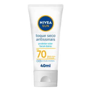 Protector solar facial Nivea; seco FPS70